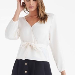 Vetta Capsule Gathered Sleeve Blouse